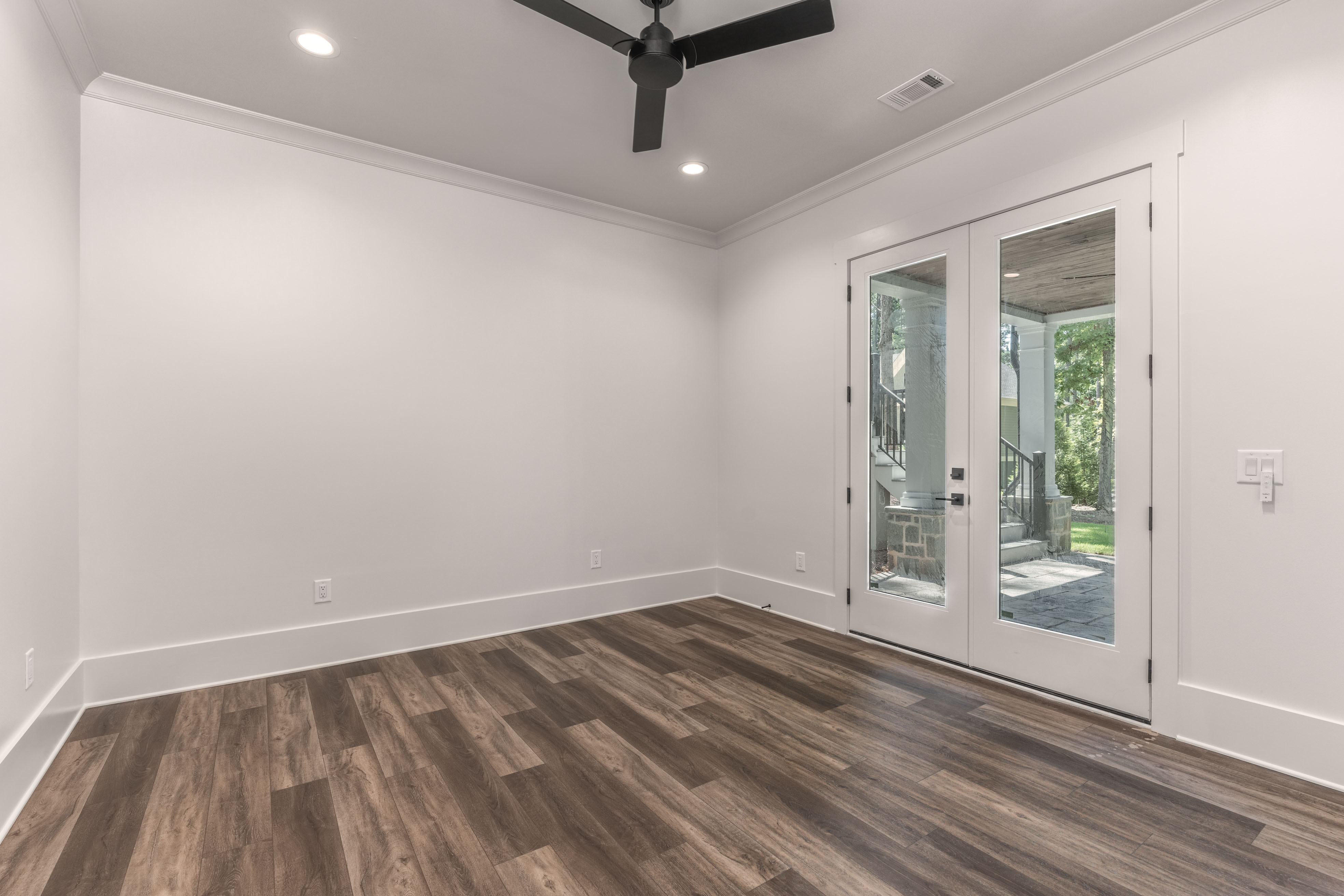 1121 Curtright Place image 31